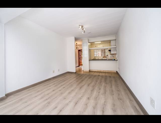 1 BEDROOM RETIREMENT UNIT FOR SALE IN BRYANSTON